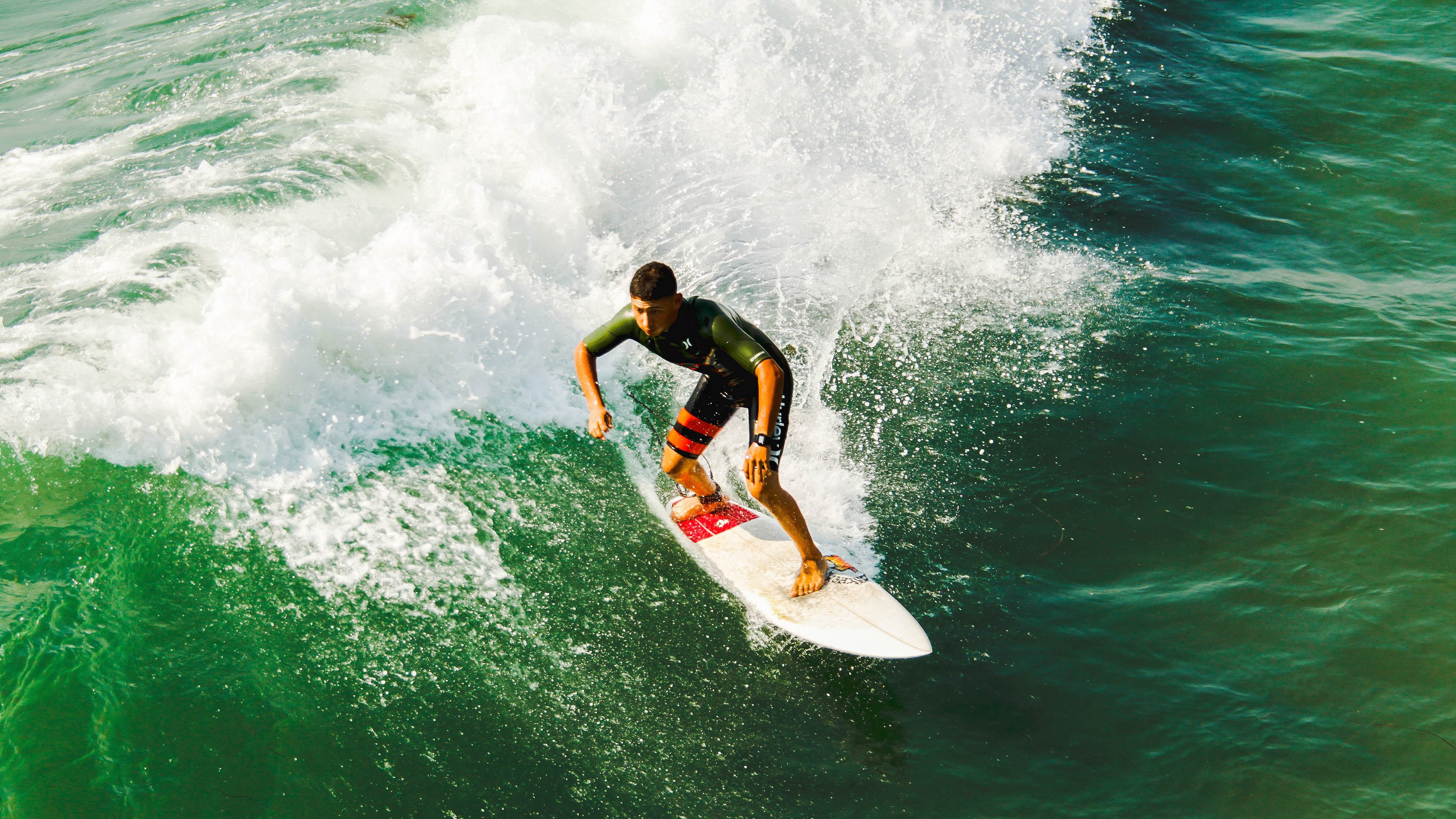 全国街舞大赛巅峰对决 青春风暴席卷体育舞台